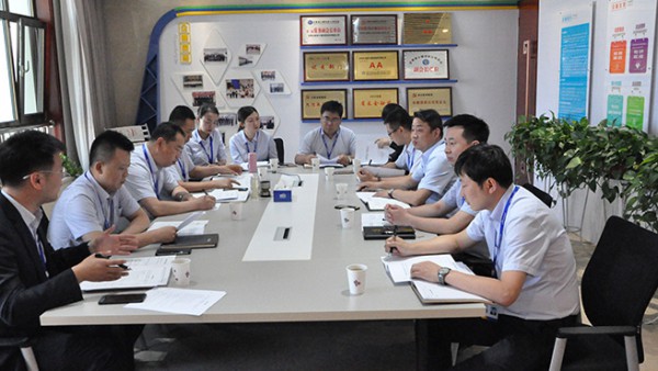 公司与金融仓储公司召开业务座谈会